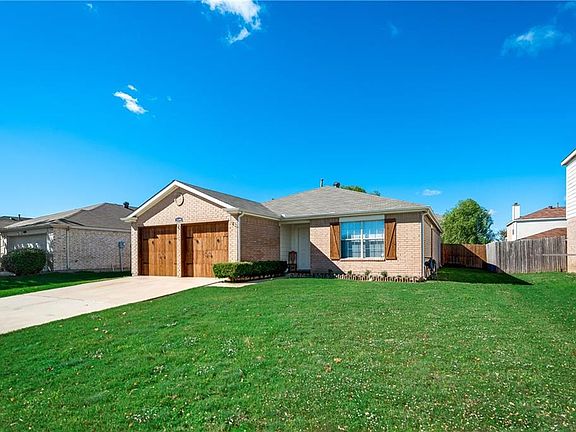 2nd image of 2109 Breanna Way