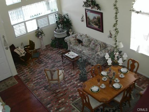 FORMAL DINING AND LIVING ROOM