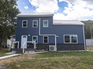 10 Tuscarora St, Pottsville, PA 17901