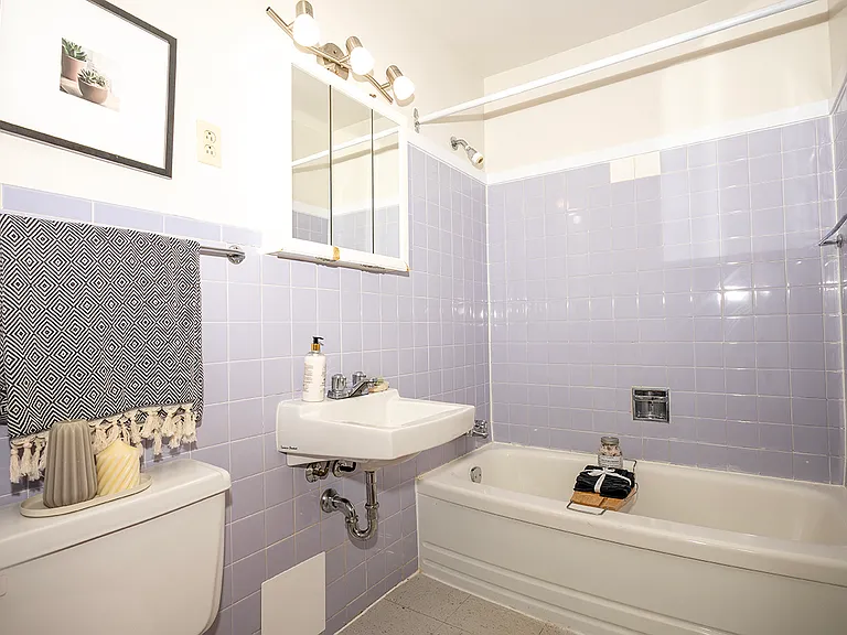 1051 Taylor Ave — Photo 11