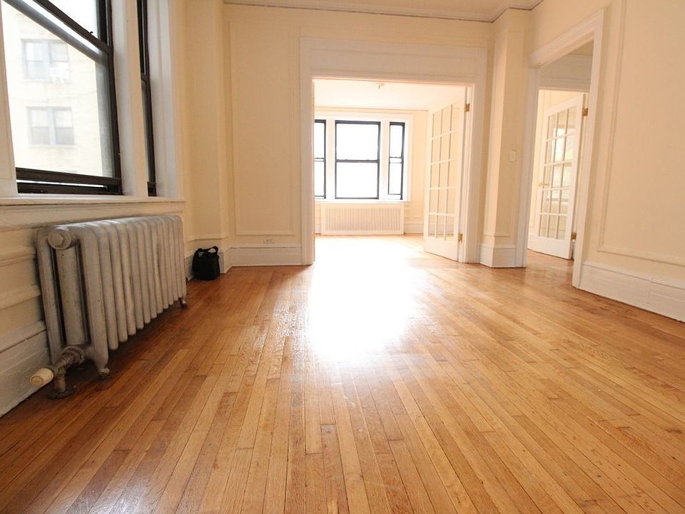 1st image of 124 W 72nd St #6AA