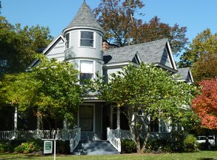 550 E Center Ave, Lake Bluff, IL