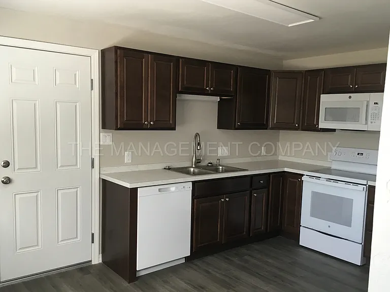1949 Alta Dr — Photo 7