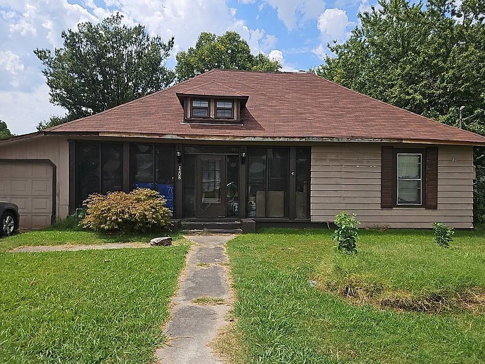 1st image of 1208 S 9th St