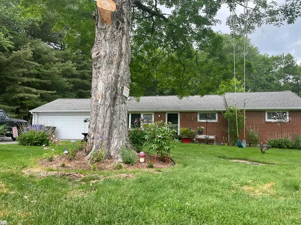 399 Greenwoods Rd, Torrington, CT 06790