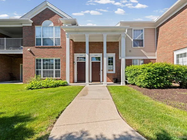 16789 Carriage Way, Northville, MI 48168