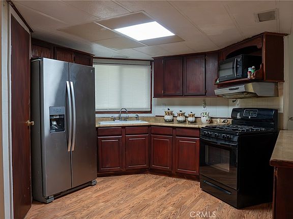 3rd image of 250 N Linden Ave Space 248