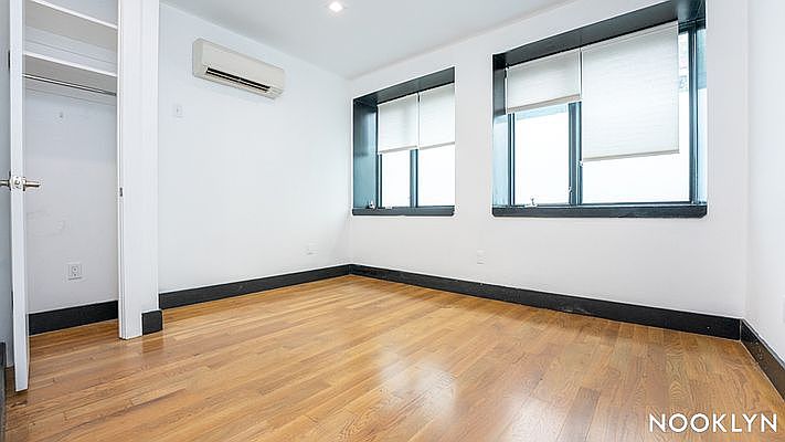 1st image of 562 Park Pl #1G