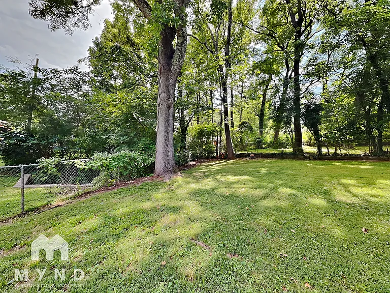 505 Sinclair St — Photo 17