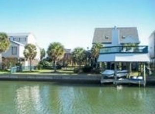 22406 Isle View Dr, Galveston, TX 77554