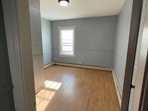 3rd image of 393 Weeden St Floor 2