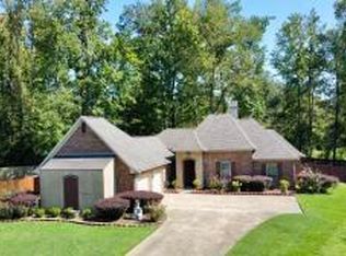 139 Glen Auburn Dr, Clinton, MS 39056