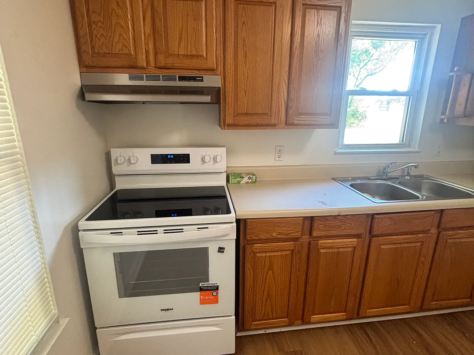 2 bed, 800 sqft, $1,295 — Photo 4