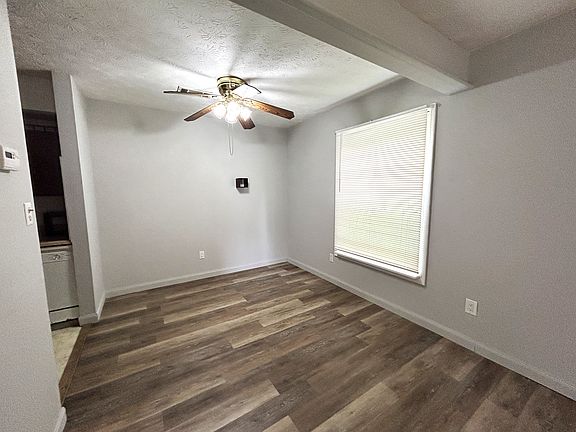 5th image of 175 Ivy Hill Ln APT C