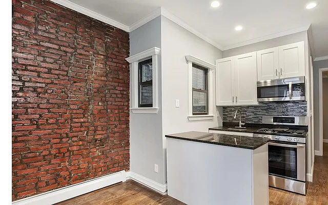 Rented by Trion Real Estate Management | media 19