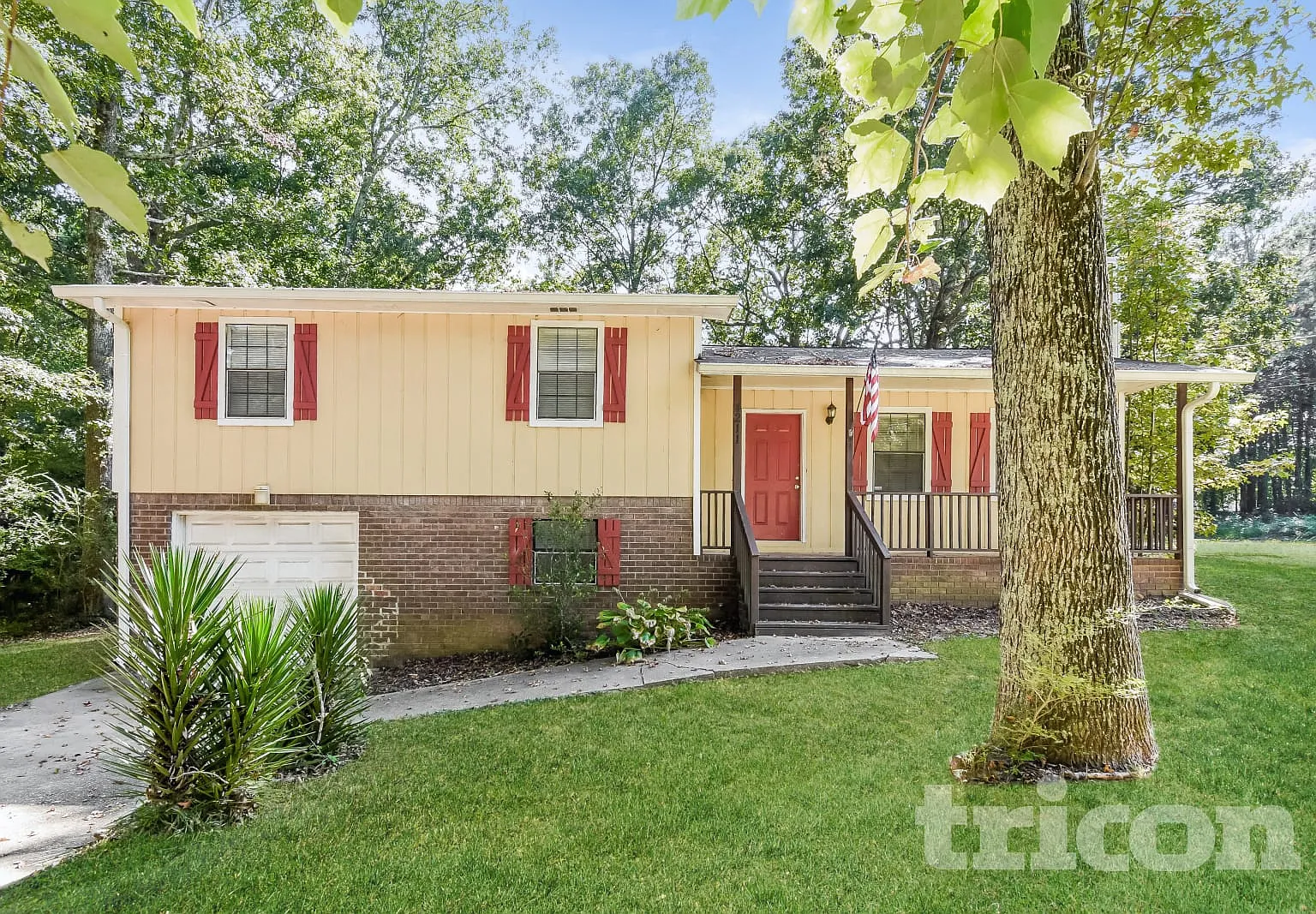 4211 Clearview Drive Douglasville GA — Photo 1