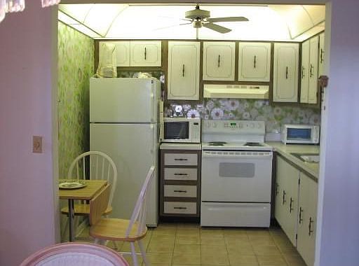 Kitchen with newer appliances