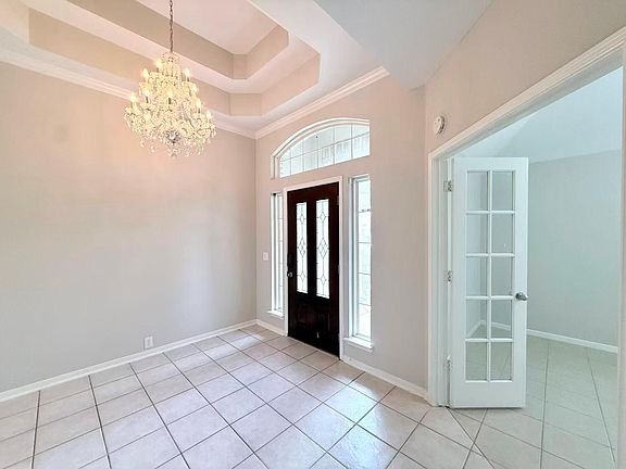 4th image of 9006 Sundown Dr
