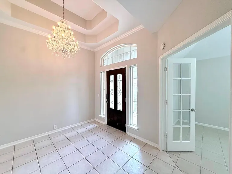 9006 Sundown Dr — Photo 4