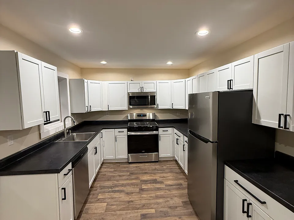 122 Highland Cir