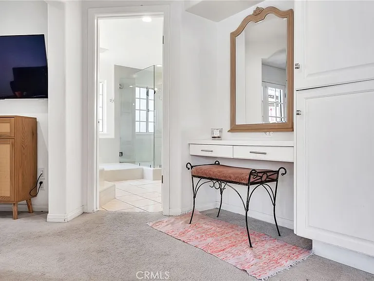 1021 Avenue D — Photo 37