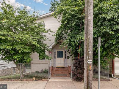56 E Hummelstown St, Elizabethtown, PA, 17022