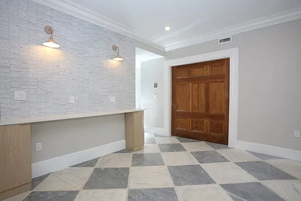 13 Lanark Rd #2 — Photo 7