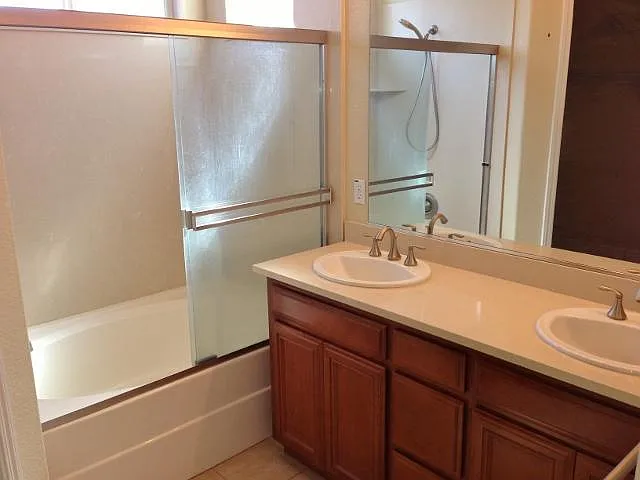 631 Spillman Cir — Photo 5