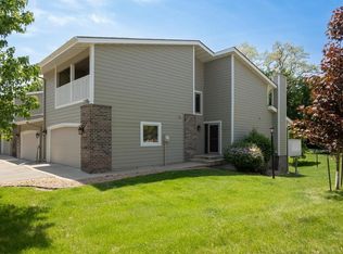 6777 W 82nd St, Bloomington, MN 55438