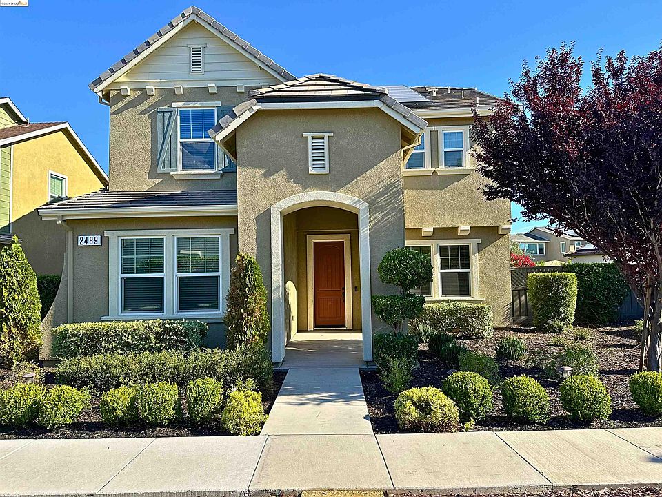 1st image of 2489 Cordelia Ln