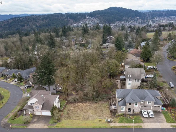 14416 SE Nehalem St, Portland, OR 97236