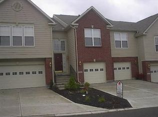 2844 Double Eagle Dr, Dayton, OH 45431