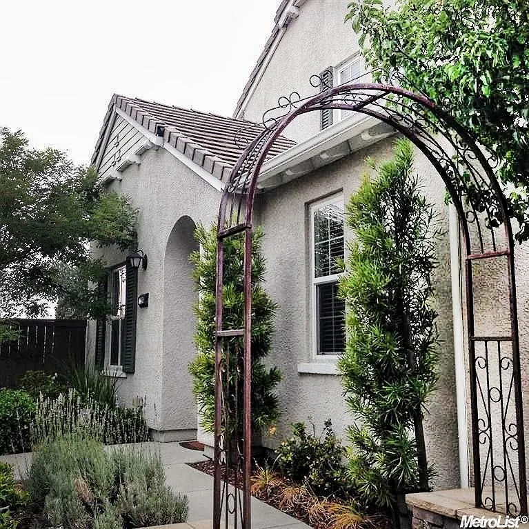 239 Chambord Way photo 1