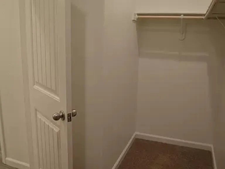 4450 Lacy Ln — Photo 17
