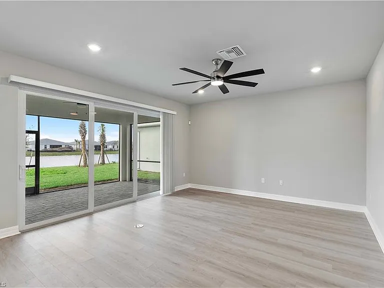 16420 Seven Lakes Ave — Photo 14