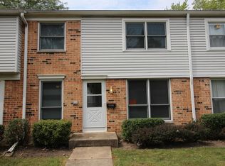 4046 Princeton Ct, Streamwood, IL 60107