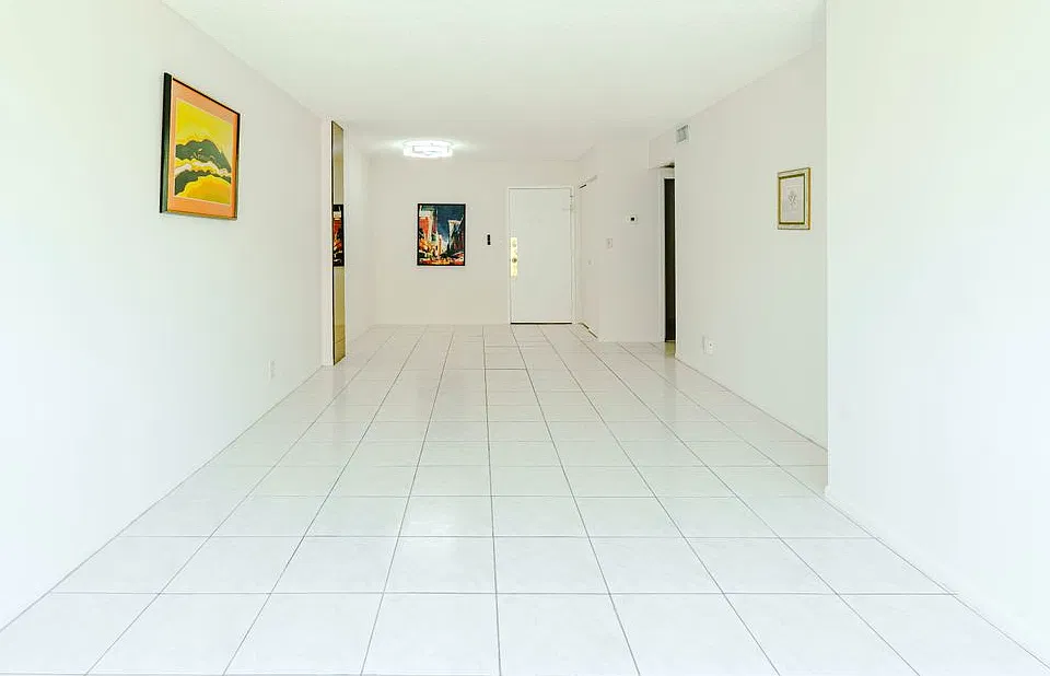 801 Three Islands Blvd #303