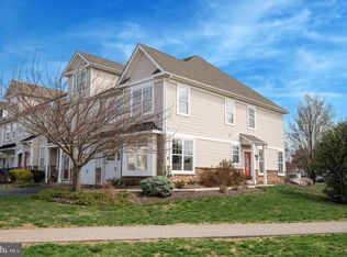 1 Old Cedarbrook Rd, Wyncote, PA 19095