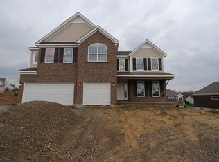 4915 Shadow Hawk Dr, Cincinnati, OH 45247