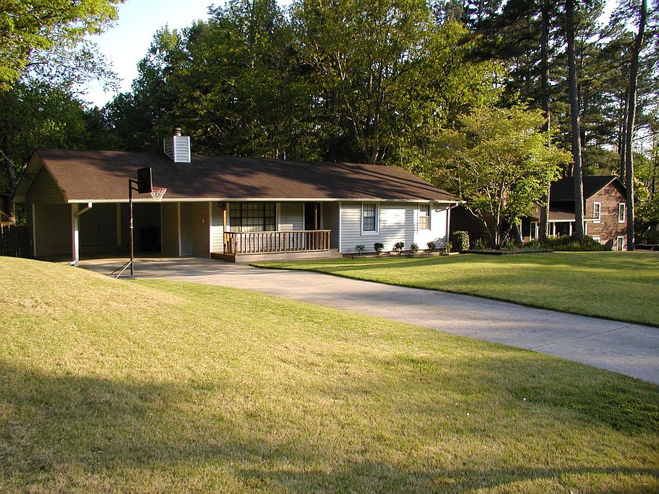 1st image of 3456 Centerville Ln