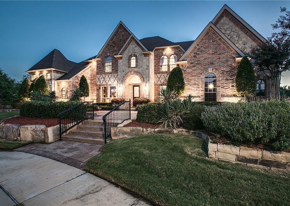 2nd image of 401 Canyon Park Ct