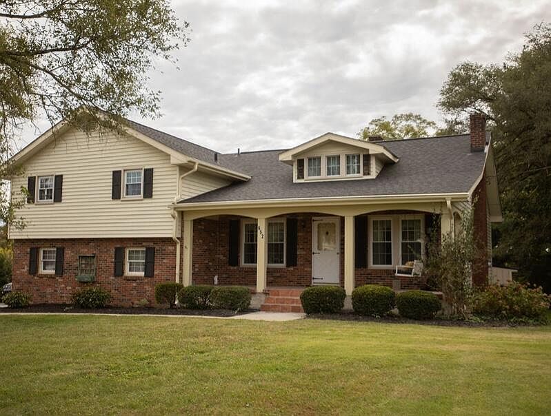 1st image of 652 Jersey Ridge Rd