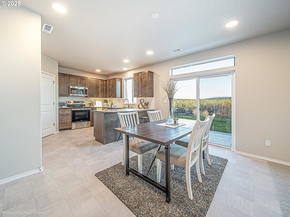 2nd image of 5124 Cedar View Dr