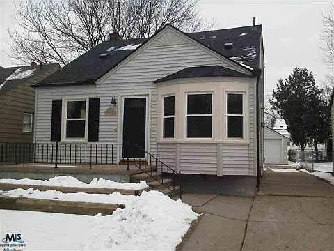 1345 Fielding St photo 1