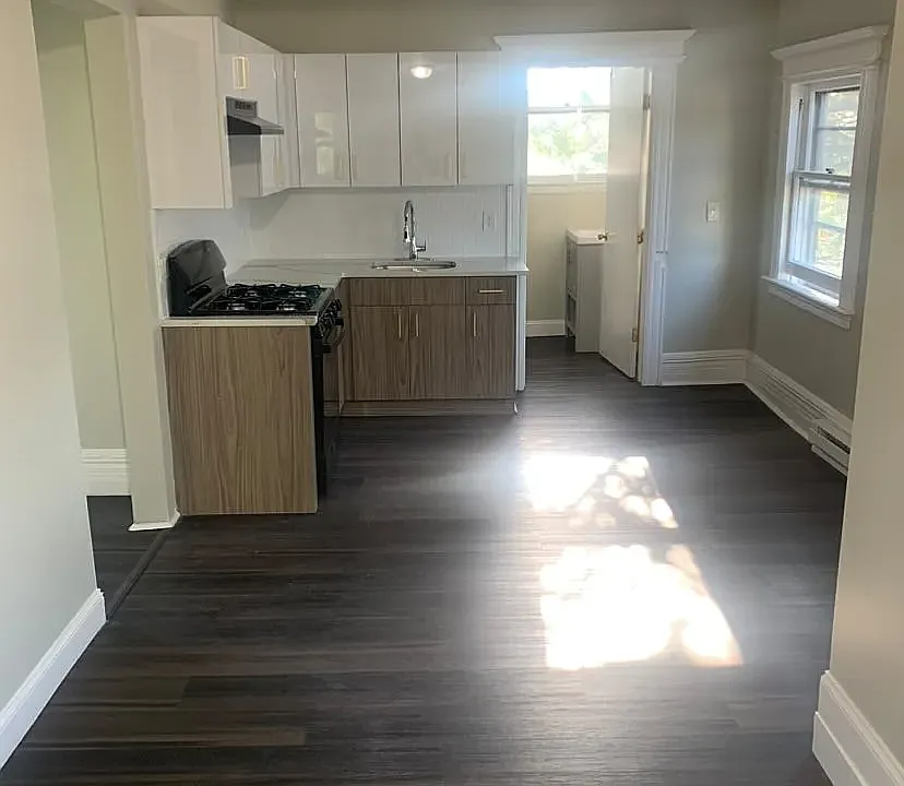 76 Ridge St #5C
