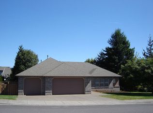 1562 Pelican Ct NW, Salem, OR 97304