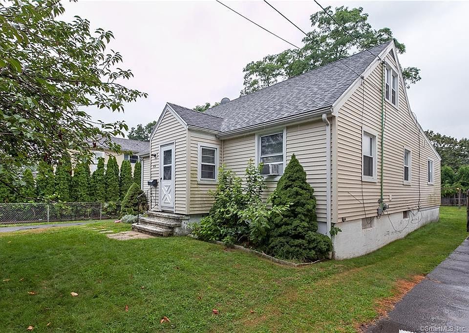515 Light St, Stratford, CT 06614 Zillow