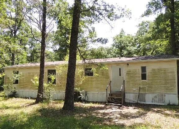 2nd image of 122 Tall Trees Dr