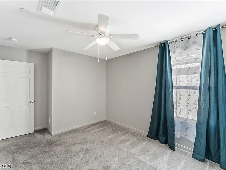 8448 Vulturo Ave — Photo 24