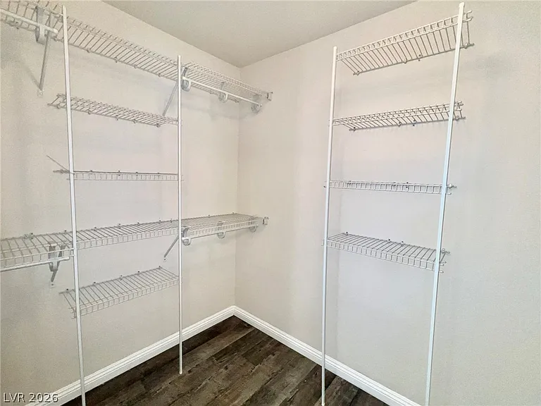 5014 Tunnel Falls Dr — Photo 32